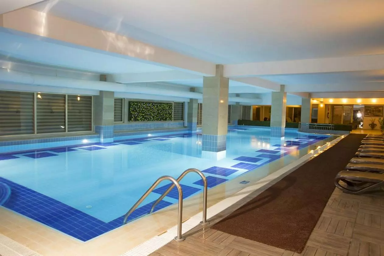 FAMERESIDENCE_SHABAVIZ (36).jpg